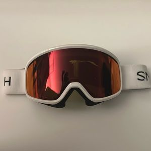 Smith Vogue Snow Goggles (White, Red Sol-X Mirror)